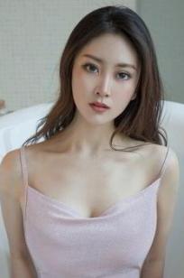 白衣校花