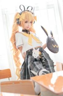 蠢沫沫-135-安琪拉-时之奇旅：校园场景中的元气少女，超还原二次元Cosplay写真大片