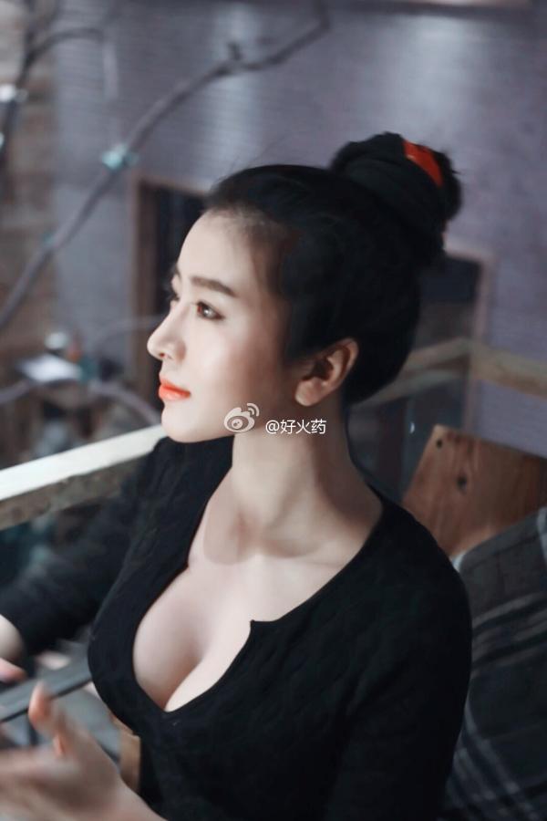 《周于希dummy(Dummy Zhou) 诱惑写真》第3张,模特周于希dummy(Dummy Zhou),诱惑主题,全套90张